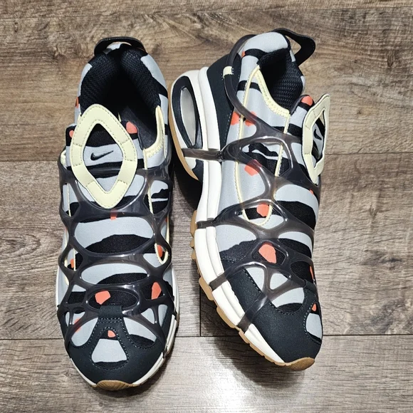 Nike kukin sneaker Men's Size 11